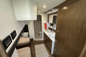 42FT (13M) CRUISERS YACHTS