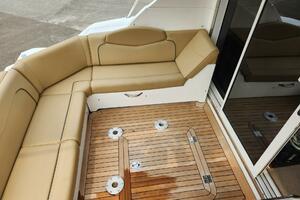 Yacht for sale 42FT (13M) CRUISERS YACHTS