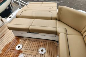 42FT (13M) CRUISERS YACHTS