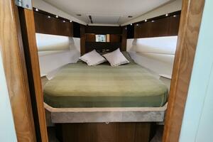 42FT (13M) CRUISERS YACHTS