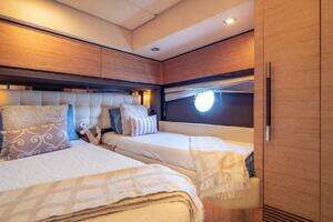 2012 Azimut Evolution thumbnail 47