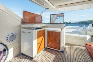 2012 Azimut Evolution thumbnail 40