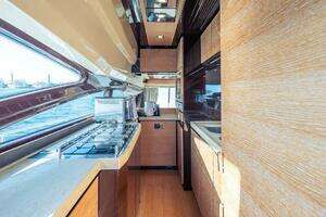 2012 Azimut Evolution thumbnail 64