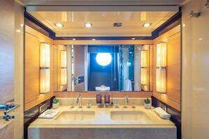 2012 Azimut Evolution thumbnail 51