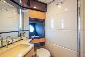 2012 Azimut Evolution thumbnail 44