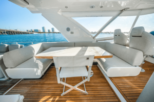 60ft Azimut Yacht For Sale