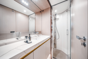 60ft Azimut Yacht For Sale