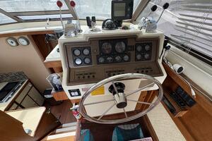 32ft Trojan Yacht For Sale