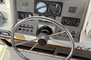 32ft Trojan Yacht For Sale