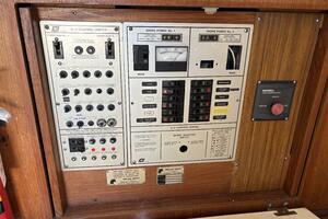 32ft Trojan Yacht For Sale