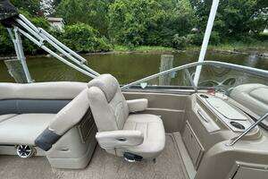 2013 Premier 250 S-Series thumbnail 6