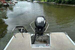 2013 Premier 250 S-Series thumbnail 8