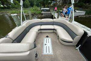 2013 Premier 250 S-Series thumbnail 4