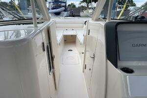 Rennie 32ft Grady White Yacht For Sale