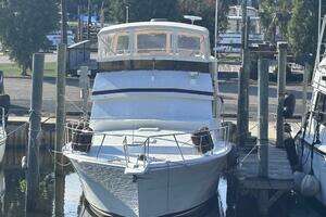 1988 Viking Motor Yacht thumbnail 2
