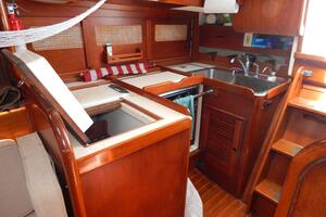 Sandpiper 37ft Tartan Yacht For Sale