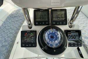 2004 Hunter 41 thumbnail 55