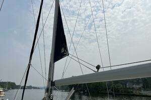 2004 Hunter 41 thumbnail 57