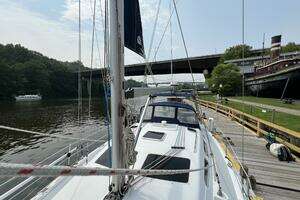 2004 Hunter 41 thumbnail 62