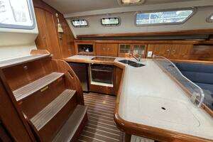 2004 Hunter 41 thumbnail 10