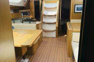 2008 Jeanneau Sun Odyssey 45 DS thumbnail 13