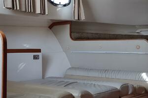 The Bottom Line 32ft Stamas Yacht For Sale