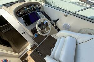 Pullin J s 27ft Rinker Yacht For Sale