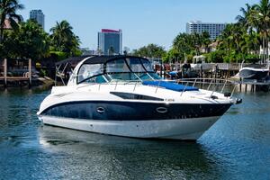 Bombacho 34ft Bayliner Yacht For Sale