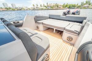 38FT (11.58M) SKIPPER