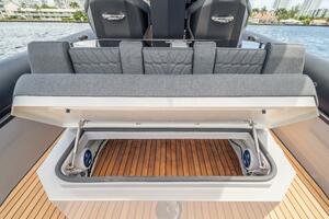 38FT (11.58M) SKIPPER