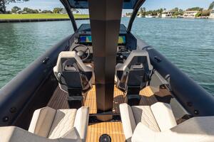 38FT (11.58M) SKIPPER