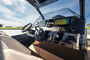 38FT (11.58M) SKIPPER