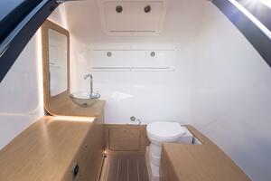 38FT (11.58M) SKIPPER