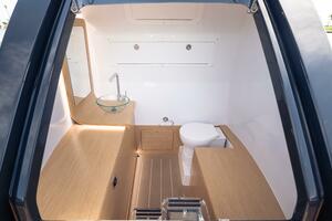 38FT (11.58M) SKIPPER