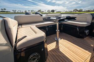 38FT (11.58M) SKIPPER