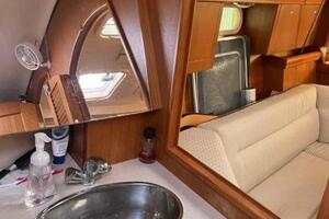 V Berth Courtesy Sink