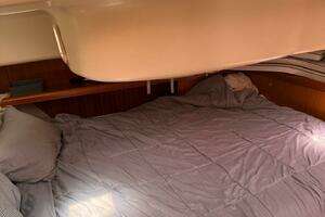2004 Hunter 386 thumbnail 17
