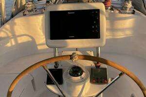2004 Hunter 386 thumbnail 4