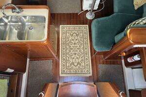 2001 Beneteau Oceanis 381 thumbnail 17