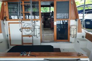 Gypsy Rouge 38ft Bayliner Yacht For Sale