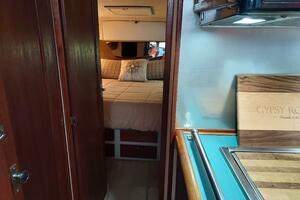 Gypsy Rouge 38ft Bayliner Yacht For Sale