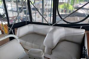Gypsy Rouge 38ft Bayliner Yacht For Sale