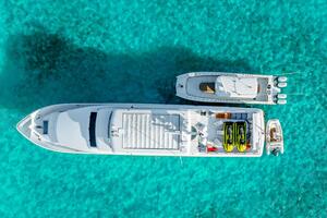 Done Deal 101ft Hargrave Yacht For Sale