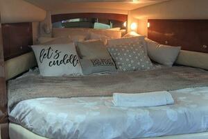 37ft Sea Ray Yacht For Sale
