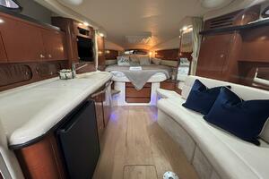 34ft Sea Ray Yacht For Sale