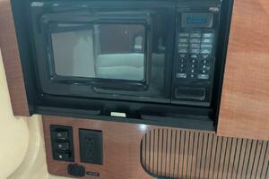 37ft Sea Ray Yacht For Sale