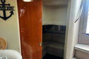 2000 Sea Ray 410 Sundancer thumbnail 26