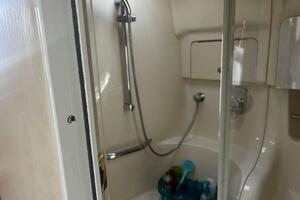 410 main bath shower