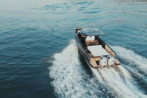 32ft Virtue Yacht For Sale