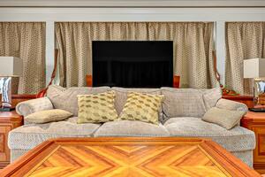 FRIVOLOUS 76ft Hunt Yachts Yacht For Sale